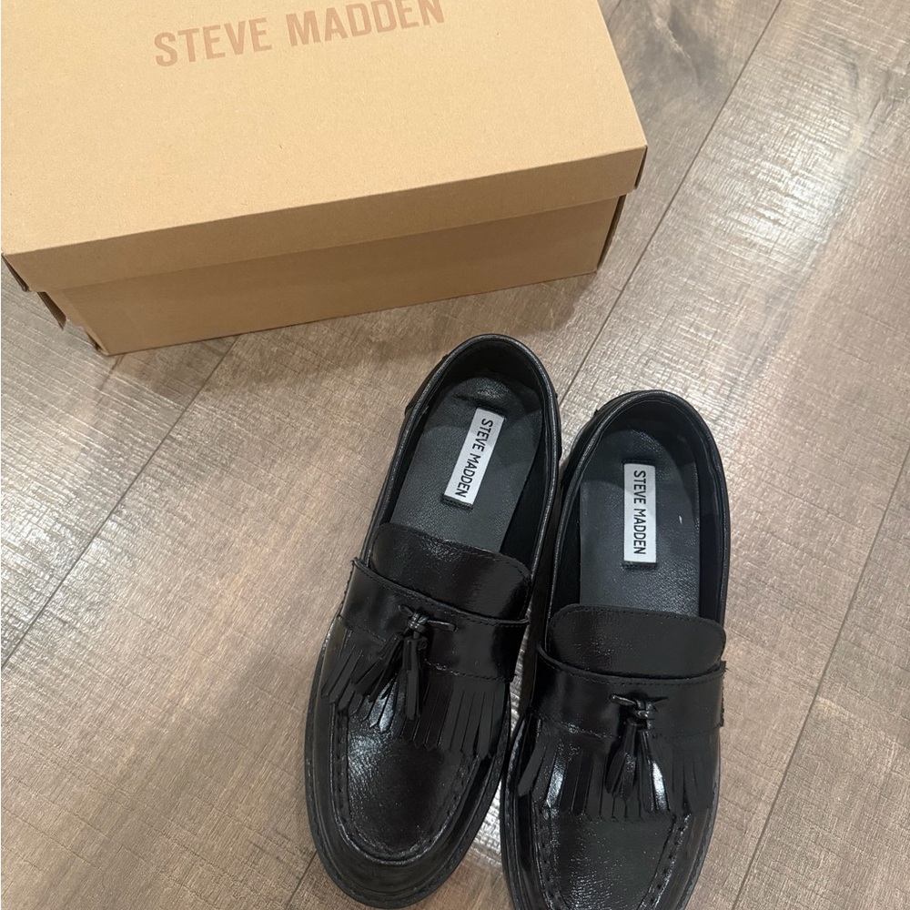 Steve Madden Black Patent Tassel Loafers